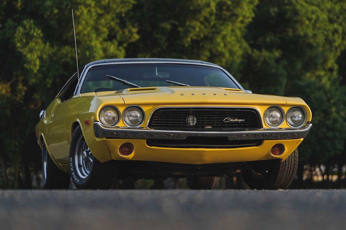 1972 Dodge Challenger 340 Yellow