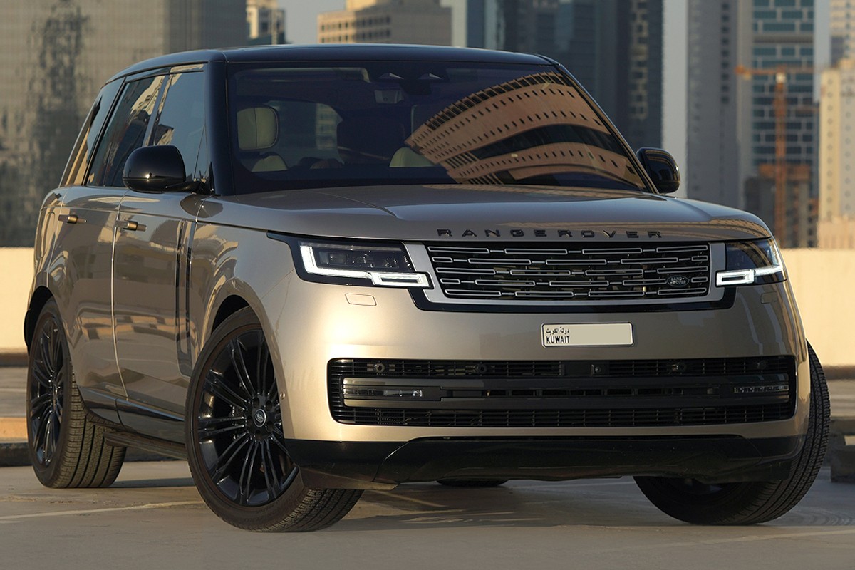 2022 Range Rover Vogue P530 First Edition - 18k km