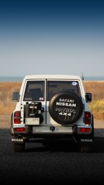 1993 Nissan Safari 2-Door White