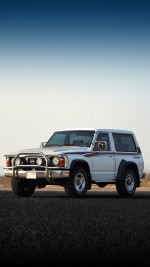 1993 Nissan Safari 2-Door White