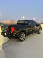 2024 GMC Sierra Denali Ultimate - 5000 km Only