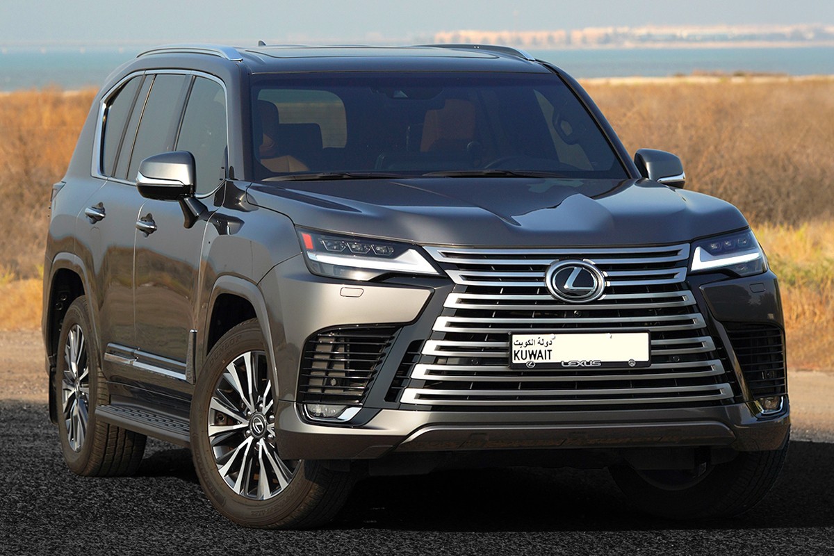 2024 Lexus LX 600 - 7842 km