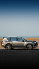 2024 Lexus LX 600 - 7842 km