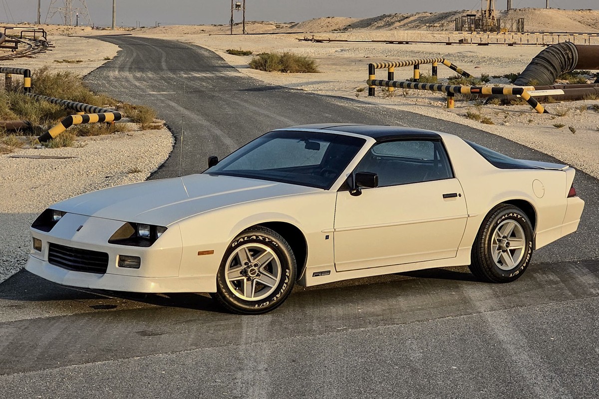 1989 Chevrolet Camaro RS T-Top - 20k km