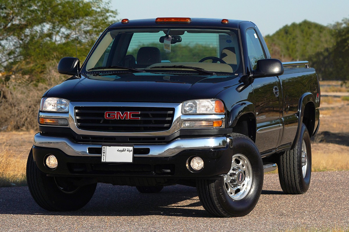 2006 GMC Sierra 2500 HD 8100 - 121k km