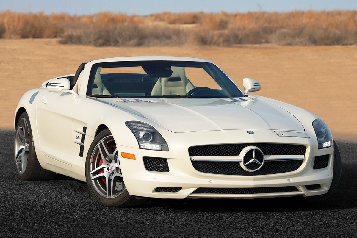 2012 Mercedes-Benz SLS AMG Roadster - 32k km