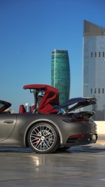 2021 Porsche 911 Carrera Cabriolet - 17k km