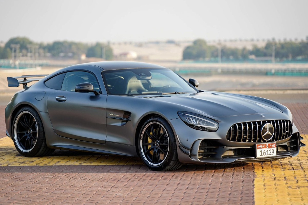 2020 Mercedes-Benz AMG GT R - 13k km