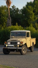 1982 Toyota Land Cruiser FJ45 Pickup