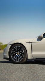 2024 Porsche Taycan - 7k km