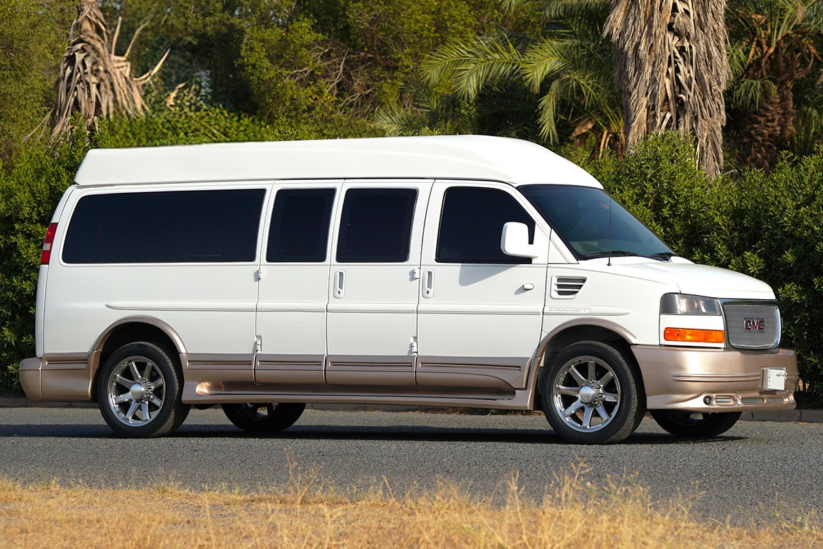 2014 GMC Savana 2500 Starcraft - 38k km