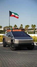2024 Tesla Cybertruck Foundation Series - 12k km