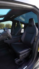 2024 Tesla Cybertruck Foundation Series - 12k km