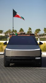 2024 Tesla Cybertruck Foundation Series - 12k km