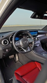 2020 Mercedes-Benz GLC 200 - 41k km