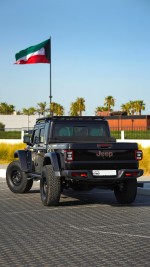 2023 Jeep Gladiator Sand Runner - 5,866 km only