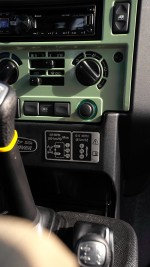 2016 Land Rover Defender 90 Heritage Edition - 26k km