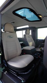 2016 Land Rover Defender 90 Heritage Edition - 26k km