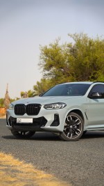2023 BMW X4 M40i - 35k km