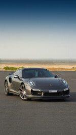 2014 Porsche 911 Turbo Coupe - 42k km