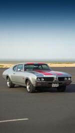 1969 Oldsmobile 442 Coupe Silver w-red