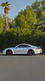 2015 Porsche 911 Carrera GTS - 52k km