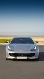 2017 Ferrari GTC4Lusso T - 21k km