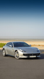 2017 Ferrari GTC4Lusso T - 21k km