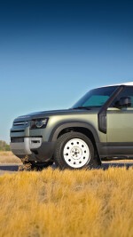 2022 Land Rover Defender 110 SE - 76k km
