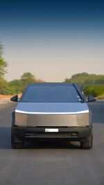 2024 Tesla Cybertruck Foundation Series - 20k km