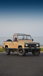 1999 Land Rover Defender 110 Pickup Soft Top - 74k km