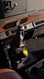 2001 Land Rover Defender 110 High Capacity Pickup - 105k km