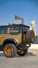 2020 Land Rover Defender 110 SE P400 - 32k km