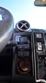 2013 Land Rover Defender 110 Pick-Up Crew Cab - 39k km