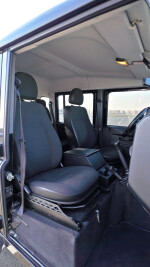 2013 Land Rover Defender 110 Pick-Up Crew Cab - 39k km