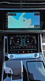 2023 Audi Q8 S line quattro - 24k km