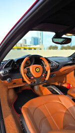 2016 Ferrari 488 GTB - 30k km