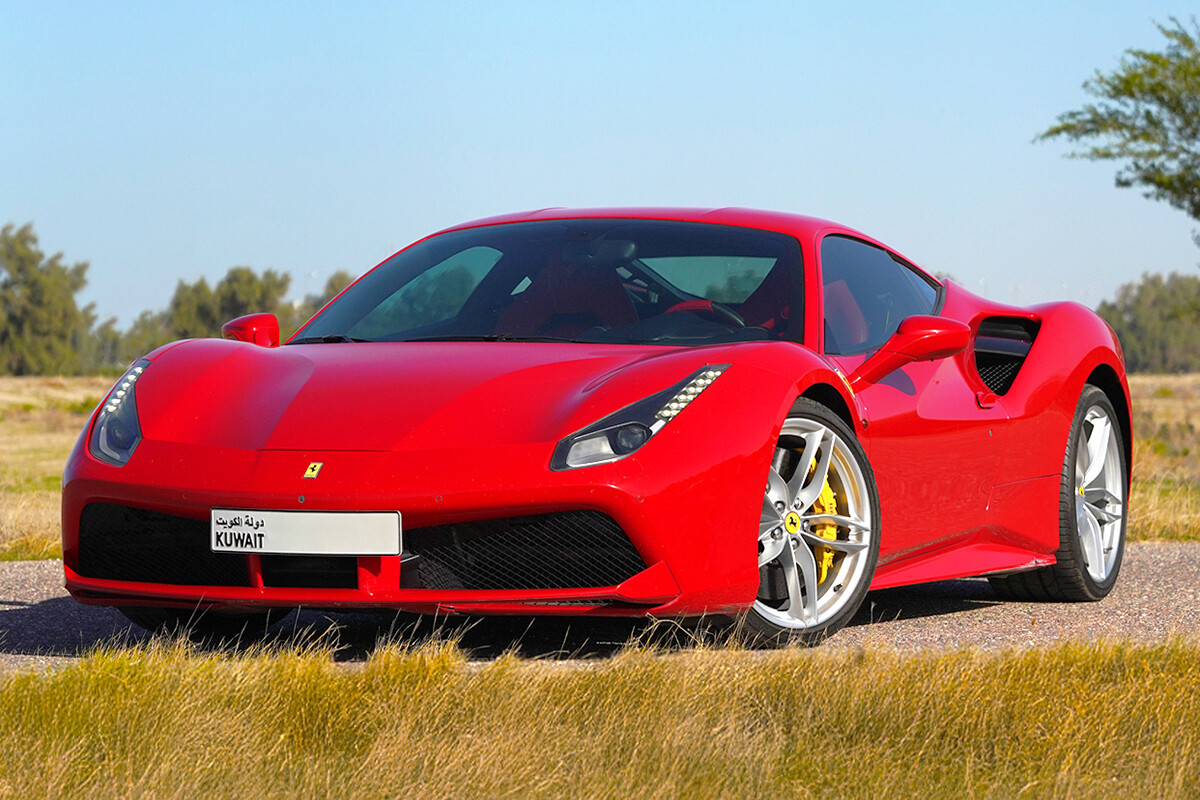 2016 Ferrari 488 GTB - 38k km