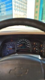 2004 Chevrolet Suburban 2500 Quadrasteer - 161k km