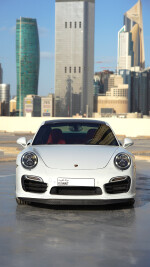 2015 Porsche 911 Turbo S Coupe - 33k km