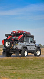 2010 Land Rover Defender 110 Crew Cab Pickup - 77k km
