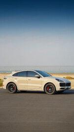 2022 Porsche Cayenne GTS Coupe - 47k km