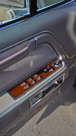 1988 Lincoln Town Car Signature Series - 86k mile