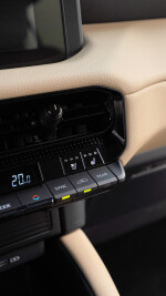 2024 Toyota Land Cruiser Prado TX - 46k km