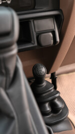 2024 Toyota Land Cruiser LC76 Pickup - 42k km