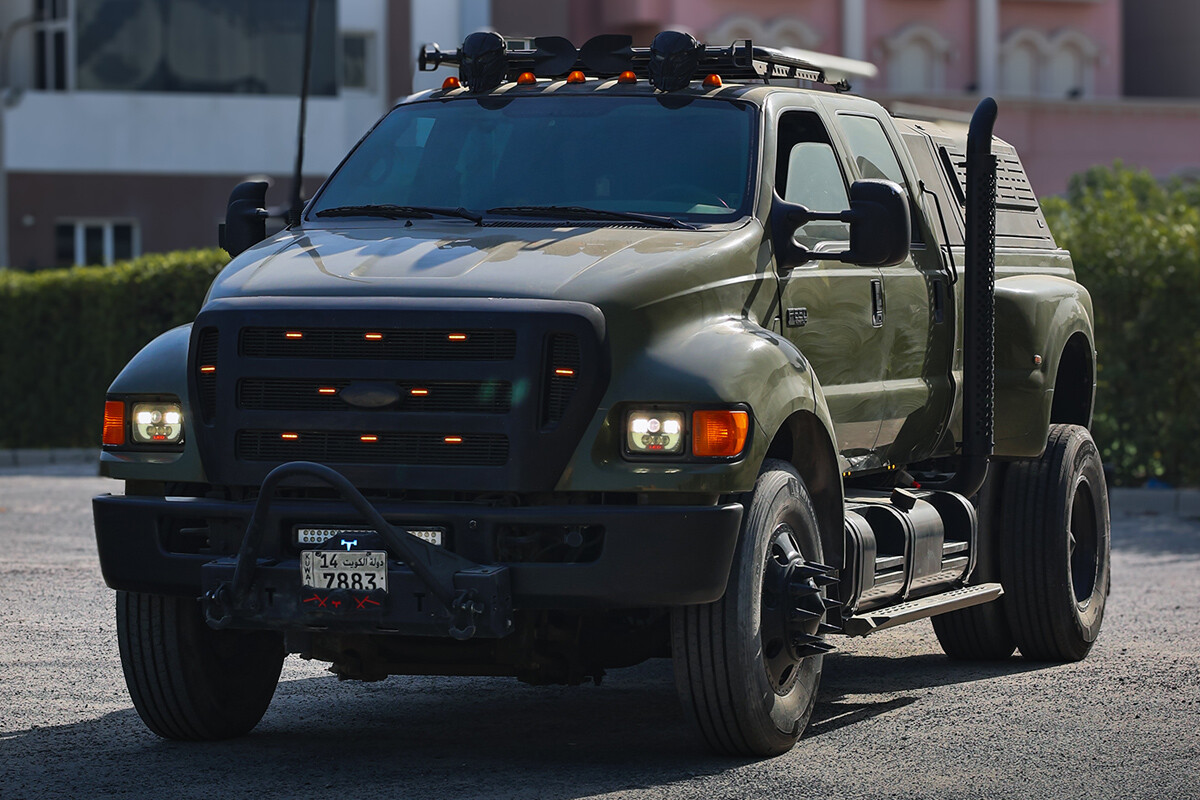 2008 Ford F-650 Super Duty - 35k mile
