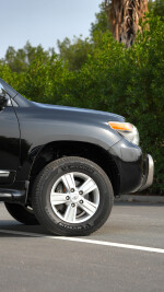 2014 Toyota Land Cruiser GXR - 71k km