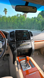 2014 Toyota Land Cruiser GXR - 71k km