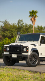 2015 Land Rover Defender 130 Pickup - 42k km