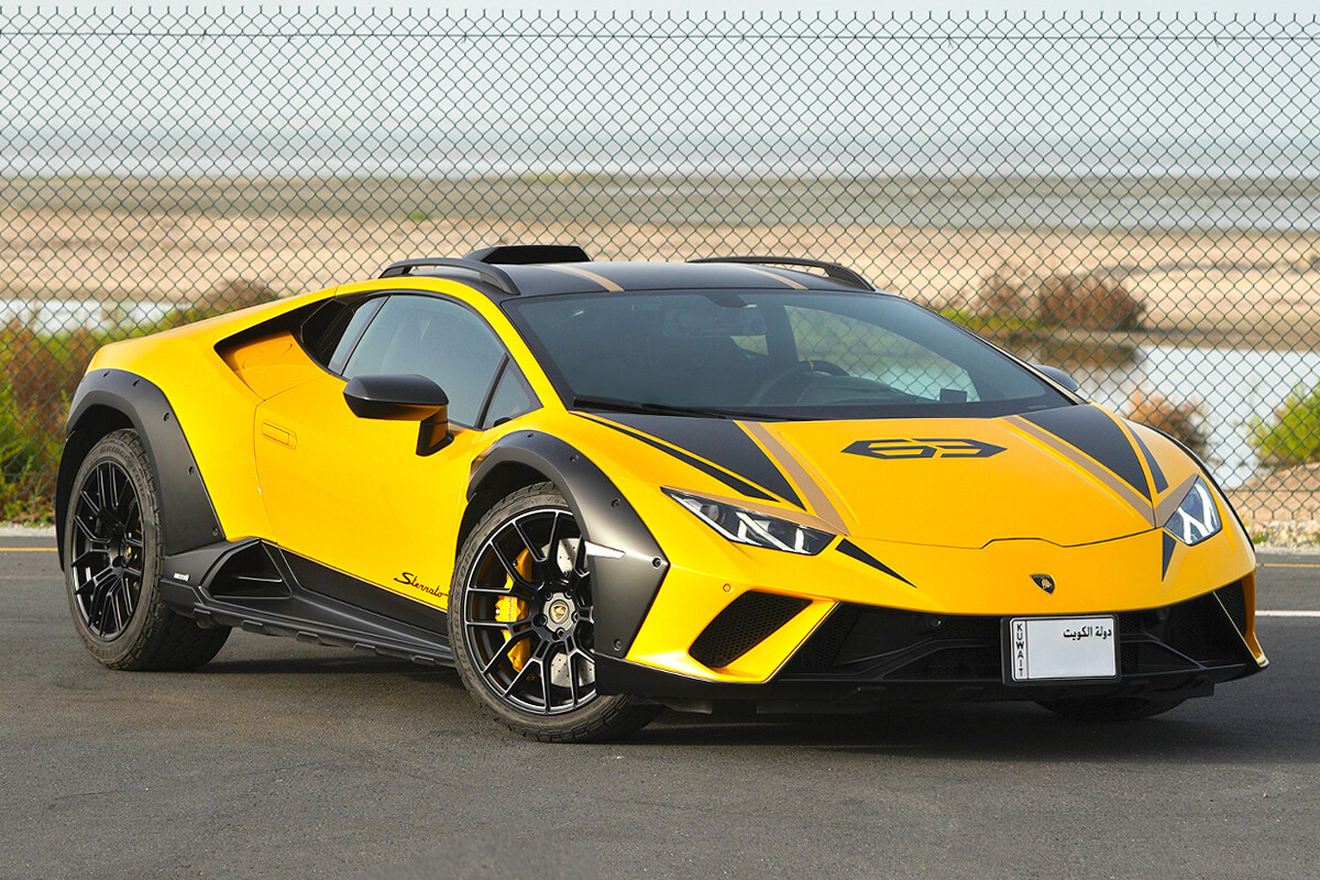 2024 Lamborghini Huracan Sterrato - 4,470 km only
